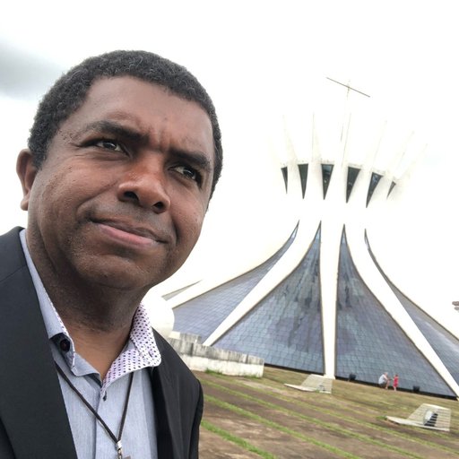 Padre Roger Araújo