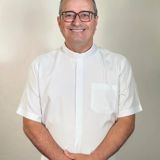 Professor Padre Carlos Henrique